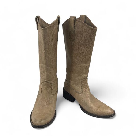 Women's Tan Heeled Boots - Picture 2 of 8